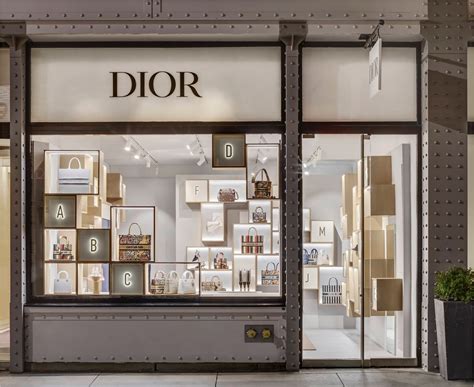 york dior where to buy.